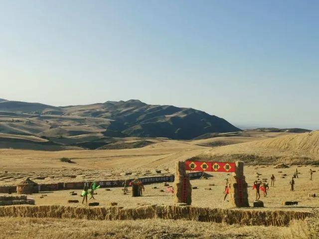 能自驾的5A级草原是新疆最不该被低估的宝藏。pg电子模拟器试玩距乌鲁木齐仅3小时！这个(图3)